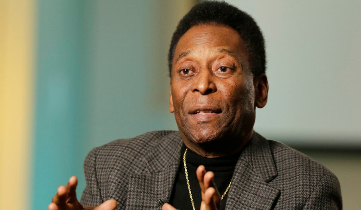 Pele: Η πρώτη μπάλα από εφημερίδες, το «χάρισμα» και η πορεία μέχρι την κορυφή