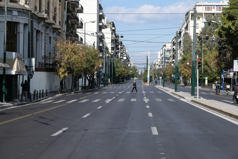 Μέλος της επιτροπής λοιμωξιολόγων: «Δεχόμαστε απειλές για τα μέτρα»