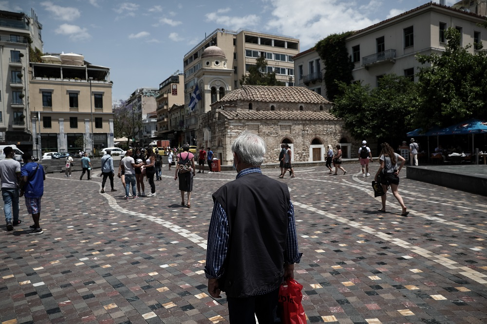 Ανακοινώσεις στις 12 για τα προνόμια των εμβολιασμένων