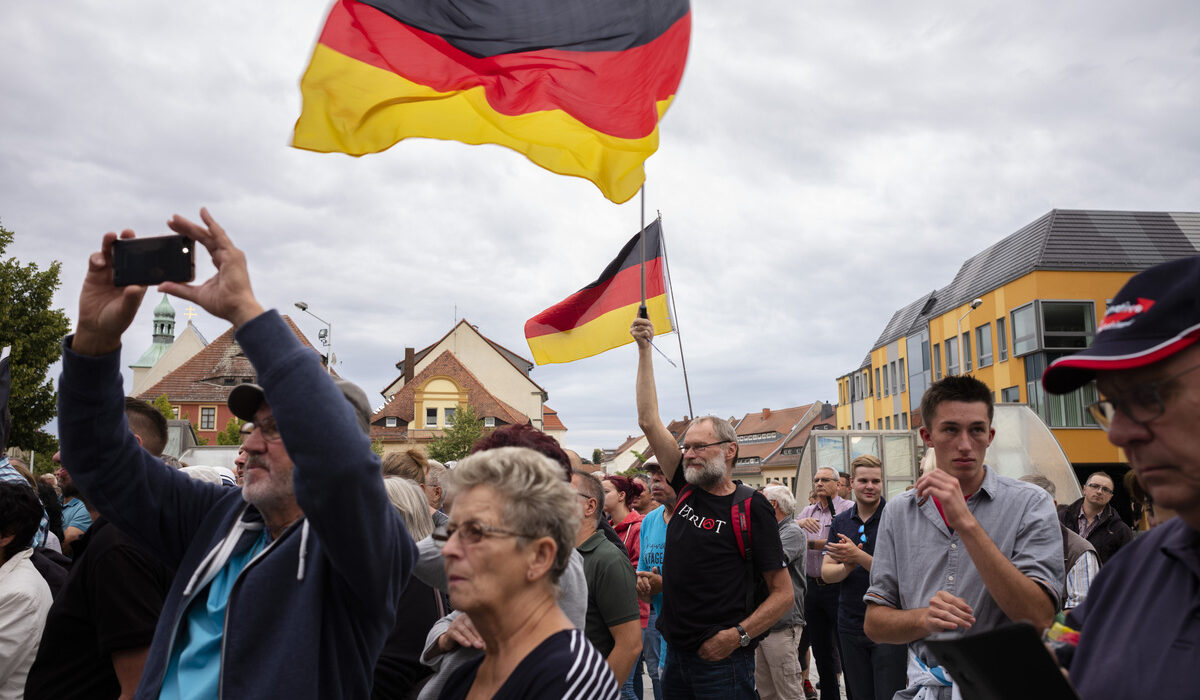 Σάρωσε το ακροδεξιό AfD στο περιφερειακό συμβούλιο της Γερμανίας – «Θλιβερή μέρα» λέει η Διεθνής Επιτροπή του Άουσβιτς