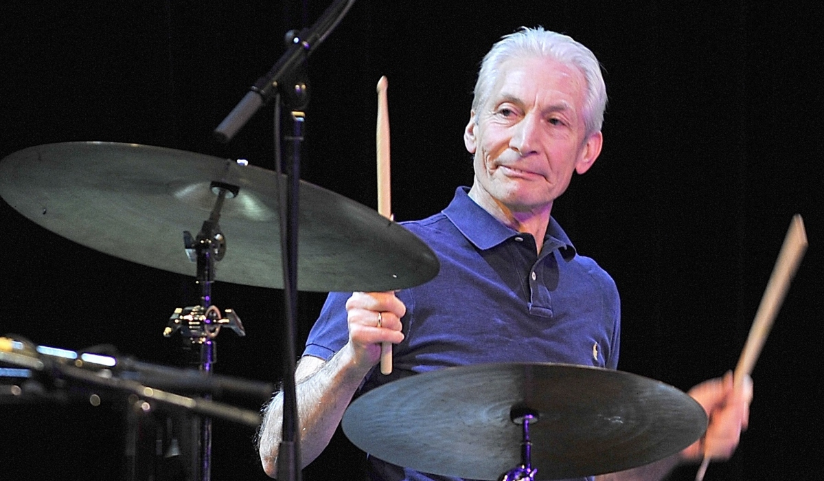 Charlie Watts: Το «αντίο» των μεγάλων καλλιτεχνών στον θρυλικό ντράμερ των Rolling Stones