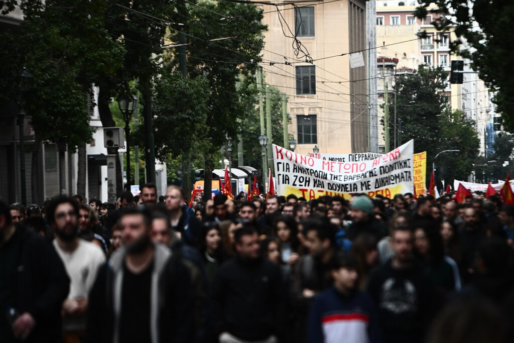 Ανακοινώθηκε η μεγάλη απεργία στις 28/2: Ποιοι συμμετέχουν, τι θα γίνει με ΜΜΜ