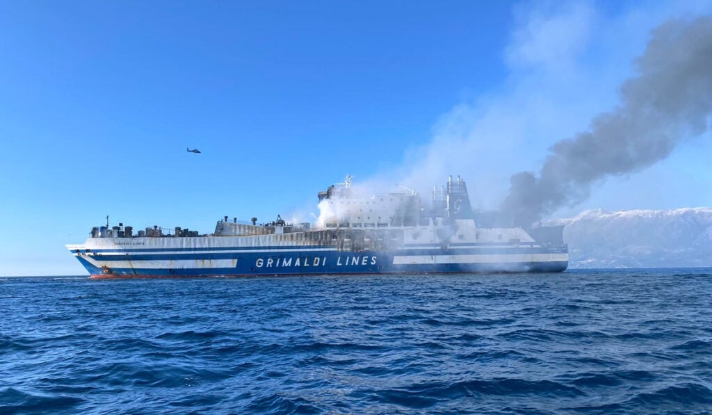 Euroferry Olympia: Μεταφέρεται στον Αστακό – Θα συνεχιστούν εκεί οι έρευνες