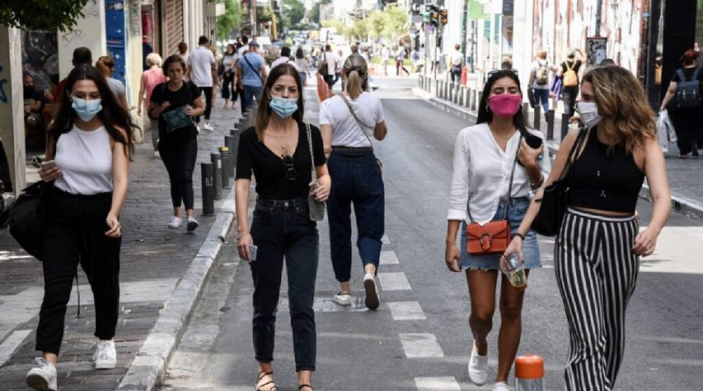 Μάσκες τέλος από 24/6 – Πότε καταργείται η απαγόρευση κυκλοφορίας