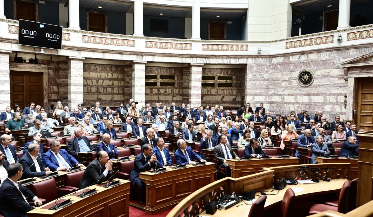 Δυσαρέσκεια ακόμη και μέσα στη ΝΔ για τα Golden Boys των τραπεζών