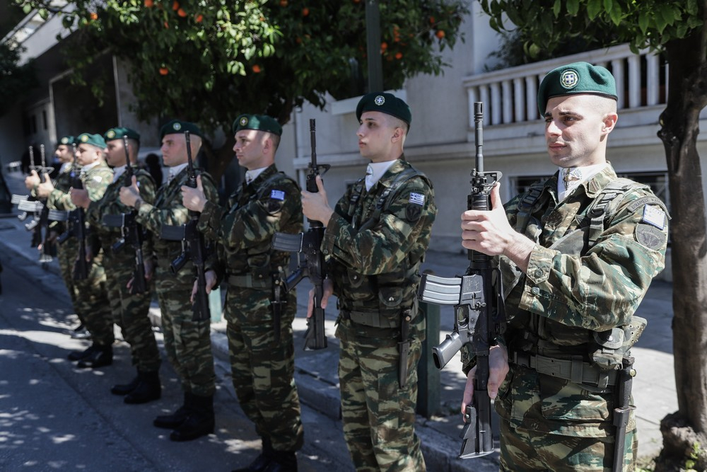 Κορονοϊός: Αναβάλλεται η κατάταξη των στρατευσίμων της Γ’ ΕΣΣΟ