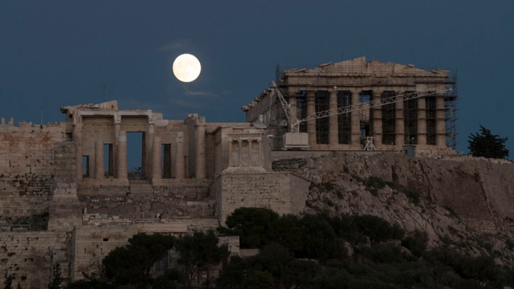 Νέος ανελκυστήρας και αναβάθμιση φωτισμού στην Ακρόπολη