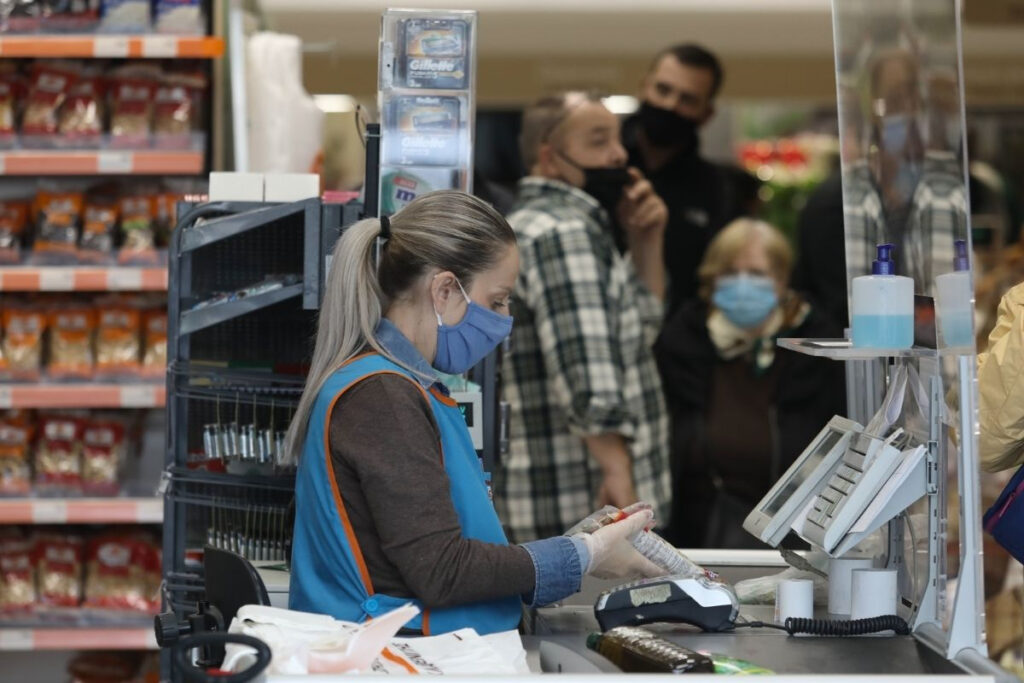 Ωράριο σούπερ μάρκετ: Τι ώρα είναι ανοιχτά σήμερα