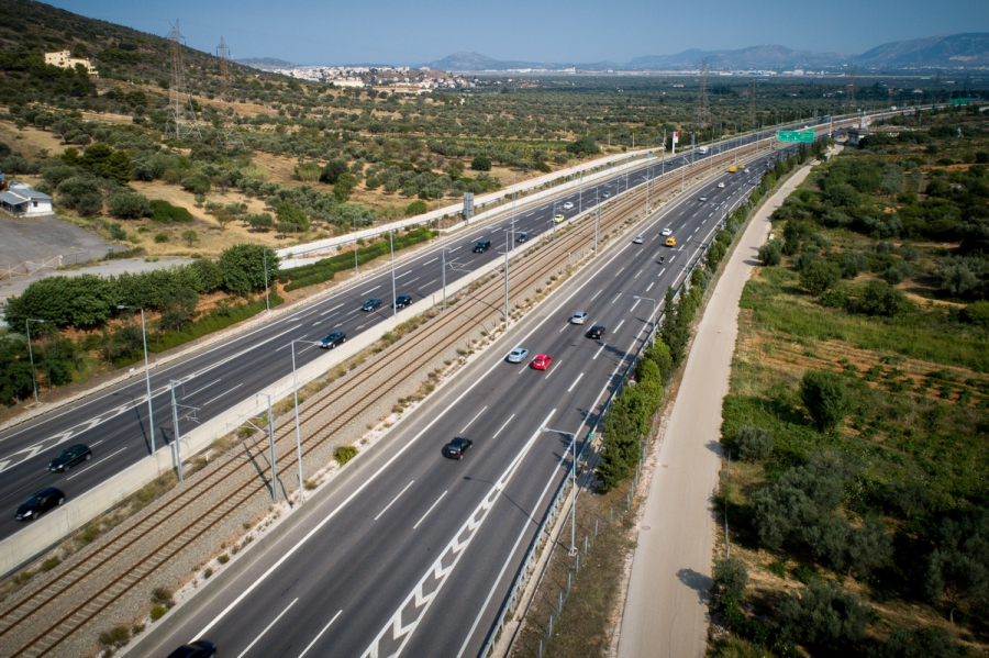 Αττική Οδός: Απάντηση στο δημοσίευμα για τους πυροσβεστήρες