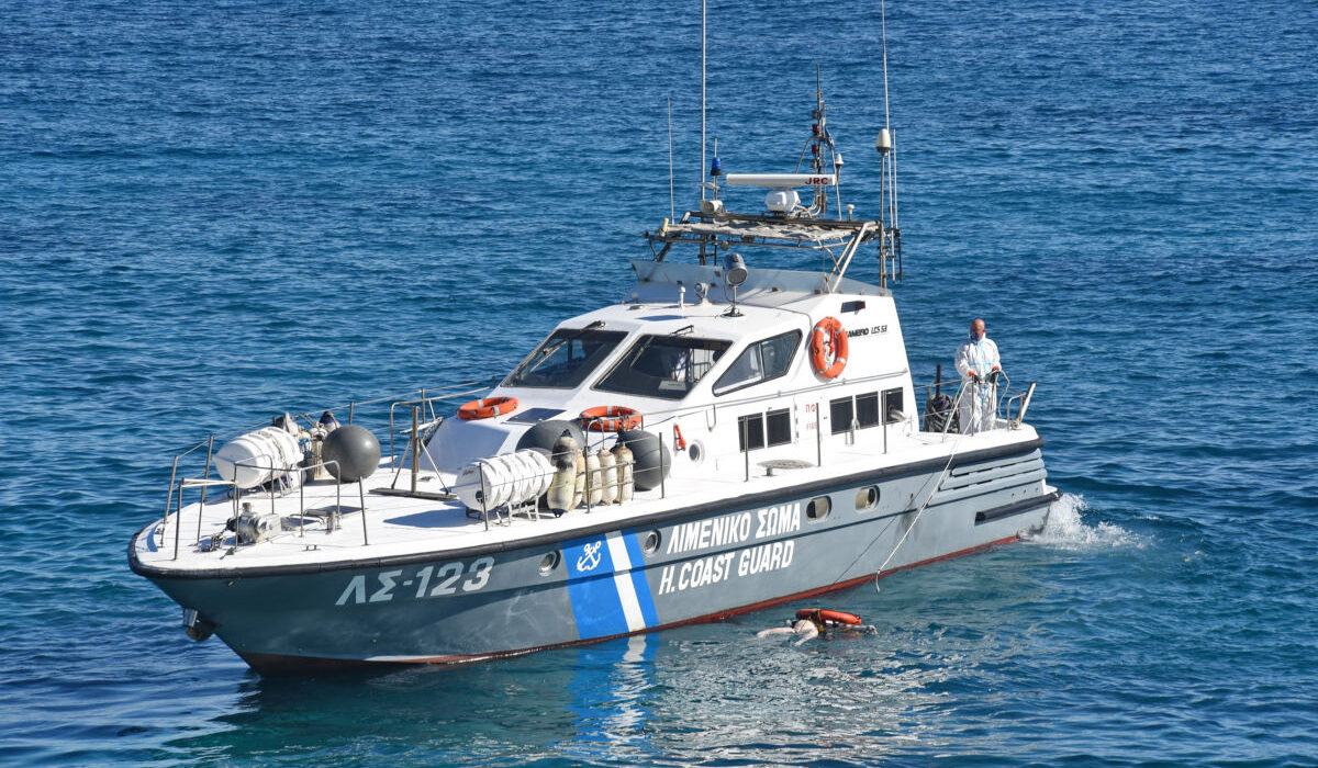 Ψέριμος: 6.800 αμνοερίφια μεταφέρει το πλοίο που προσάραξε βόρεια του νησιού