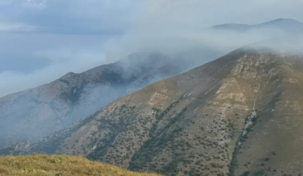 Σέρρες: Καίει 28 μέρες η φωτιά στο Όρος Όρβηλος – «Ακούγονται εκρήξεις»