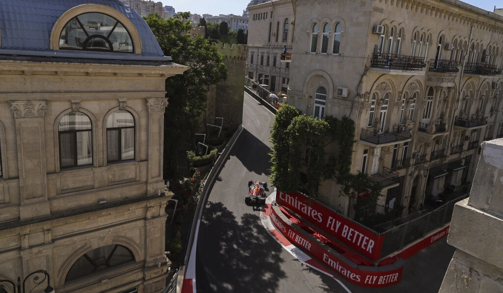 F1: Η μάχη στο κάστρο του Μπακού πλησιάζει