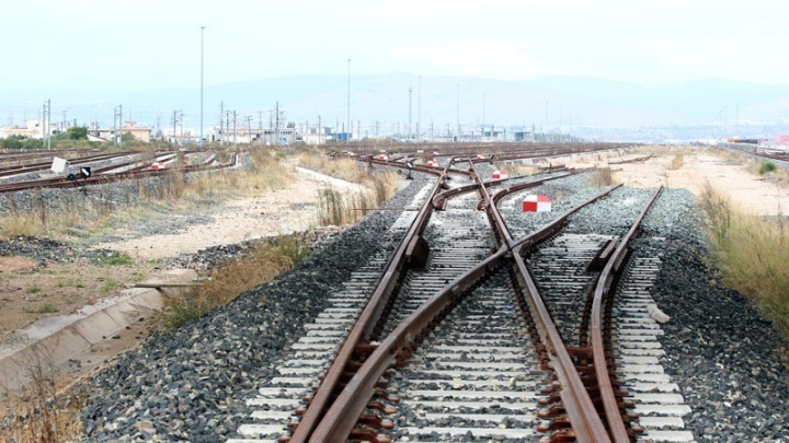 Σκύδρα: Ακινητοποιήθηκε αμαξοστοιχία που παρέσυρε σκύλο