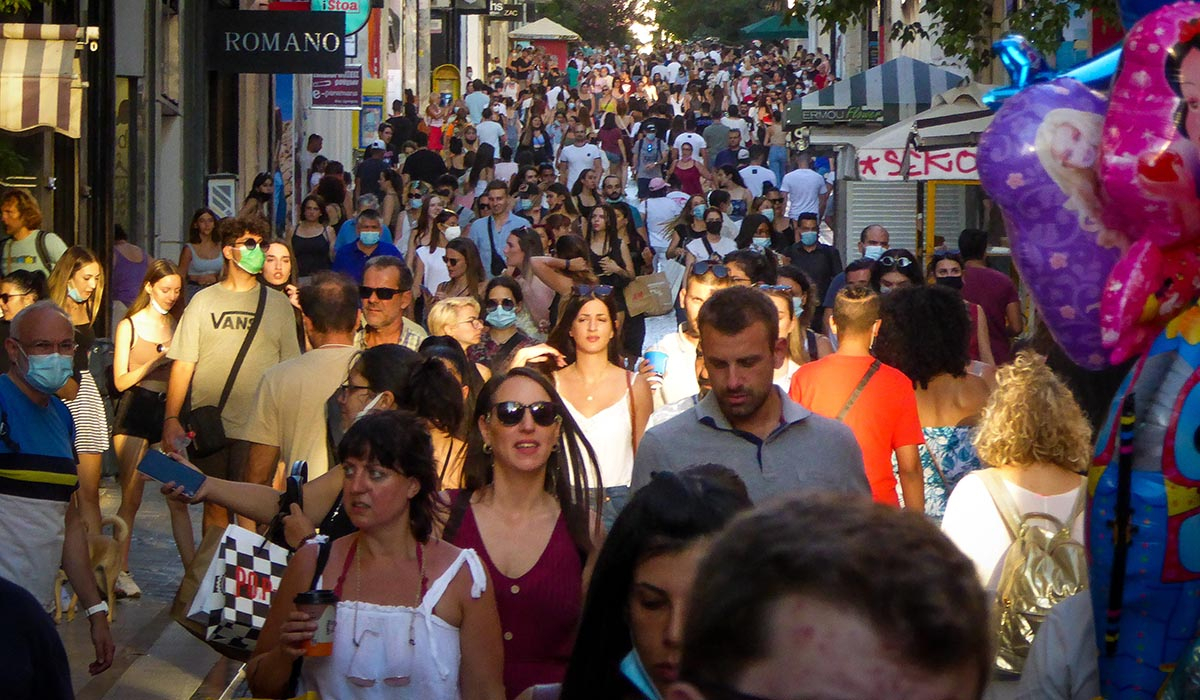 «Βόμβα» από Τζανάκη: Στο τέταρτο κύμα θα νοσήσουν μέχρι και 600 χιλιάδες ανεμβολίαστοι