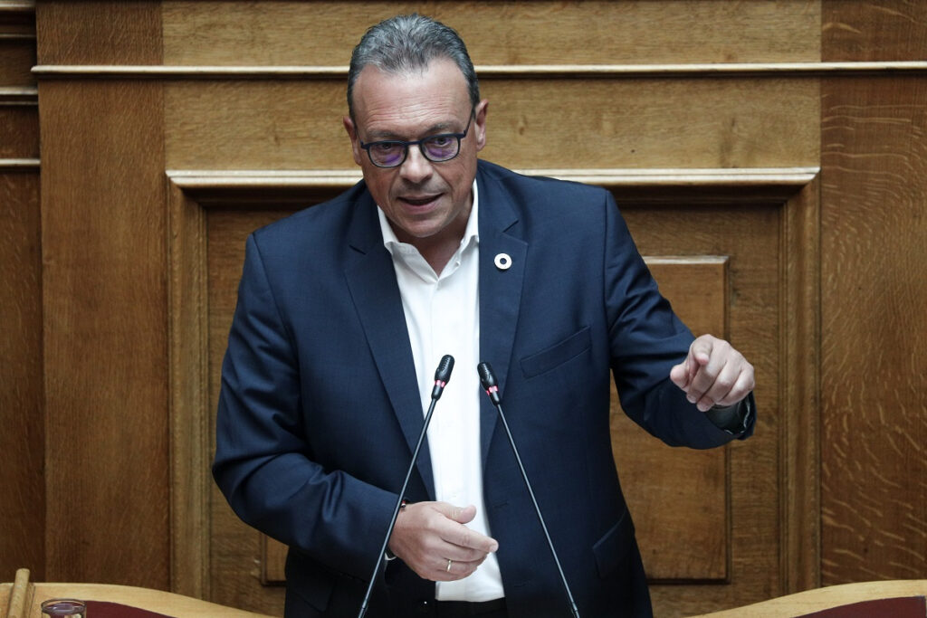 Φάμελλος: Κρυπτόμενος ο πρωθυπουργός, ψάχνει μίζερα δικαιολογίες (Βίντεο)