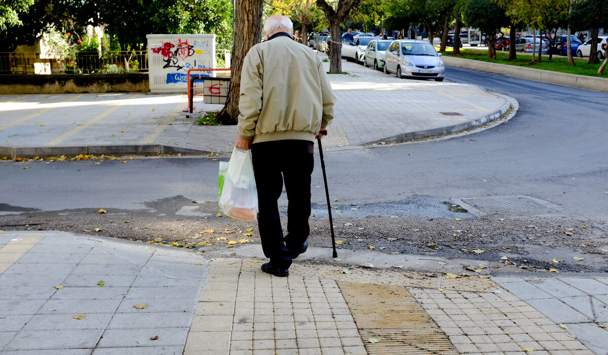 Συντάξεις: Τι σημαίνει η λέξη «αναθεώρηση» στο εκκαθαριστικό – Τι πρέπει να κάνετε