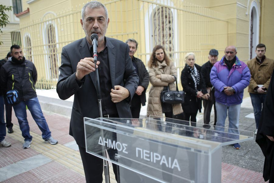 ΚΚΕ και Μαρινάκης σε αντιΣΥΡΙΖΑ μέτωπο στον Πειραιά