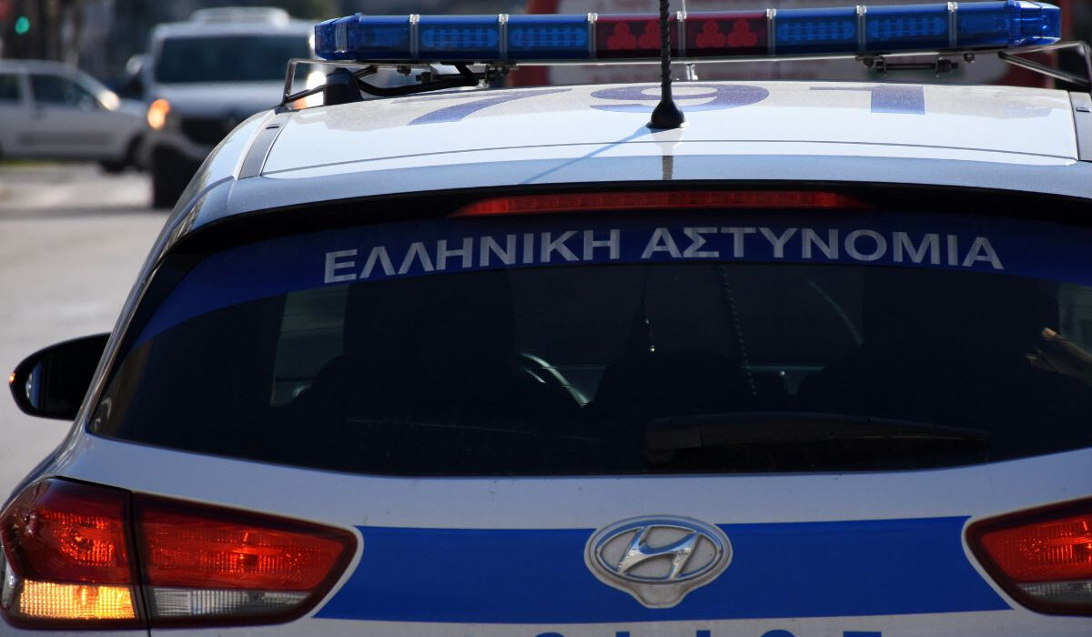 Ομόνοια: Χούλιγκαν μαχαίρωσαν 17χρονο – «Με ρώτησαν τι ομάδα είμαι»