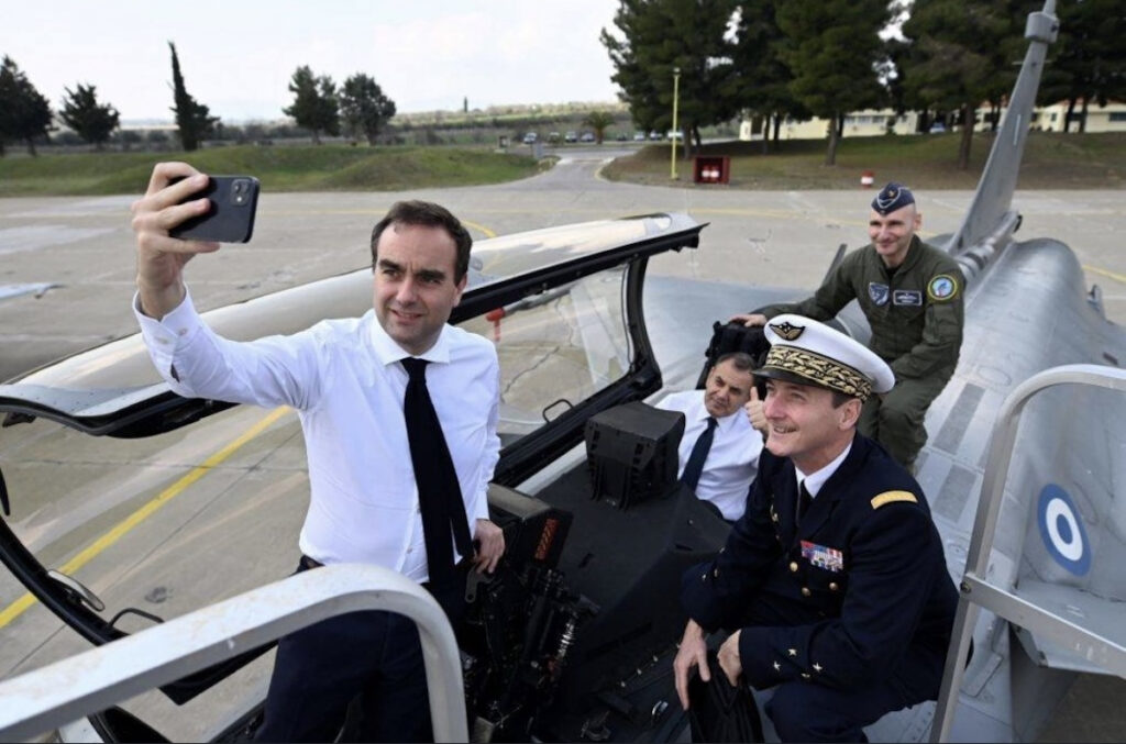 Πικρές αλήθειες πίσω από μια selfie