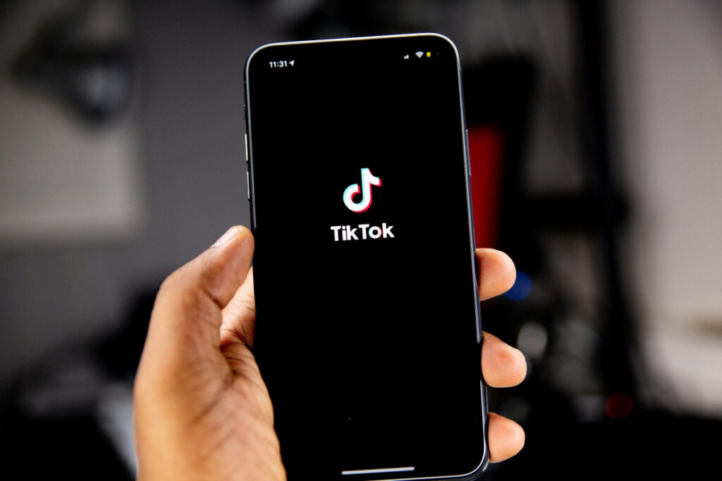 Ιταλία: Πρόστιμο 10 εκατομμυρίων ευρώ στο TikTok για «επιβλαβές περιεχόμενο»