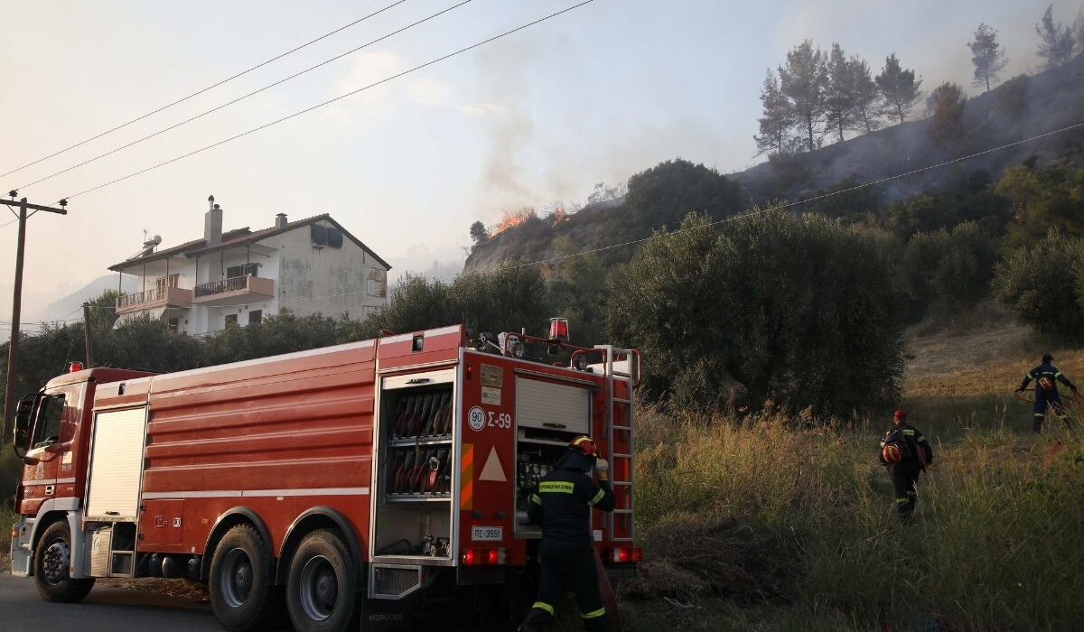 Βόλος: Ηλικιωμένος απανθρακώθηκε στην προσπάθειά του να κάψει χόρτα