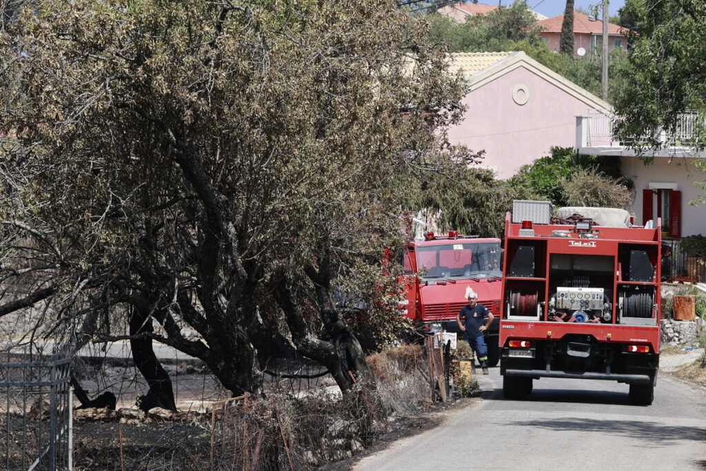 Κόκκινος συναγερμός για φωτιά σε 7 περιφέρειες την Πέμπτη 27/7 (Χάρτης)