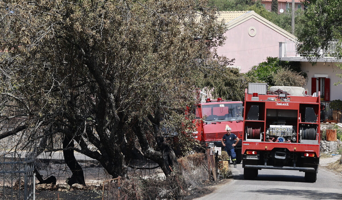 Κόκκινος συναγερμός για φωτιά σε 7 περιφέρειες την Πέμπτη 27/7 (Χάρτης)