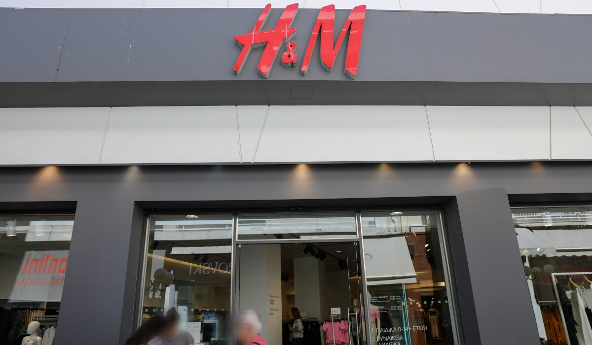 Σκάνδαλο H&M με 200.000 «χαμένες» αποδείξεις – Λουκέτο σε καταστήματα, τι απαντάει η εταιρεία