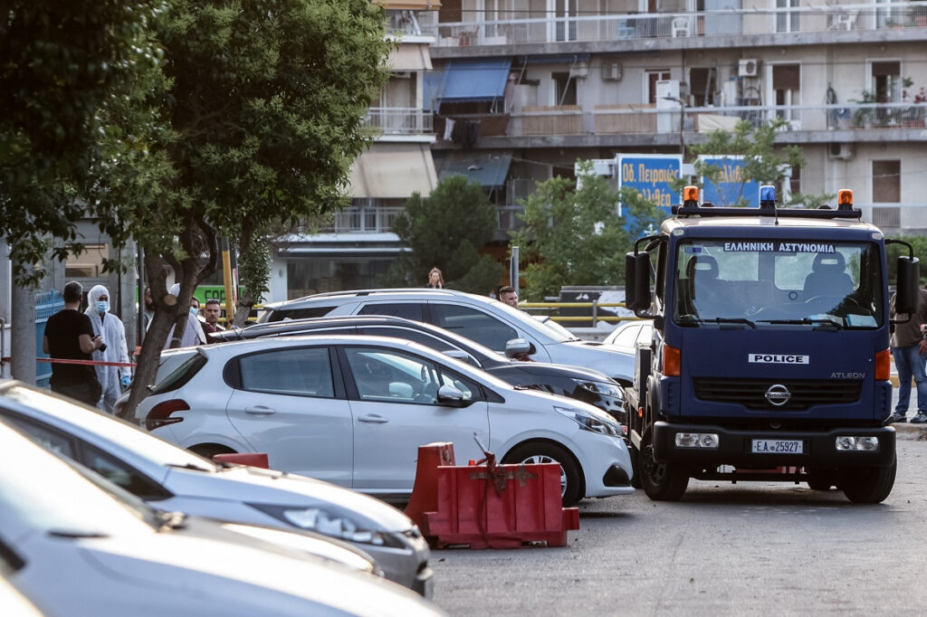 Δολοφονία στον Κορυδαλλό: Βρέθηκε DNA των θυμάτων στο όχημα – γιάφκα του Νέου Κόσμου