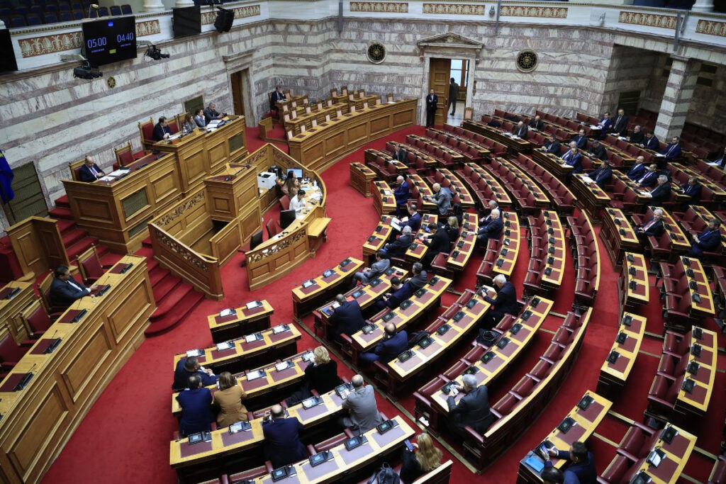 Τρεις υποψήφιοι για την Προεδρία της Βουλής