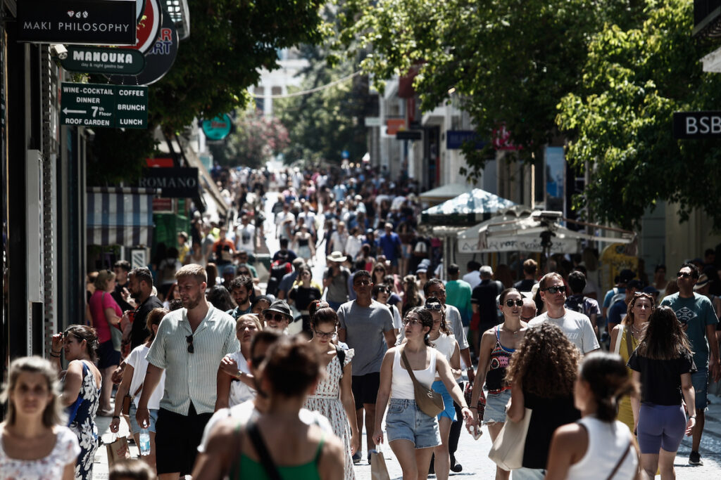 Κυριακή 16/7 με ανοιχτά μαγαζιά: Τι ώρα ανοίγουν και κλείνουν – Ωράριο