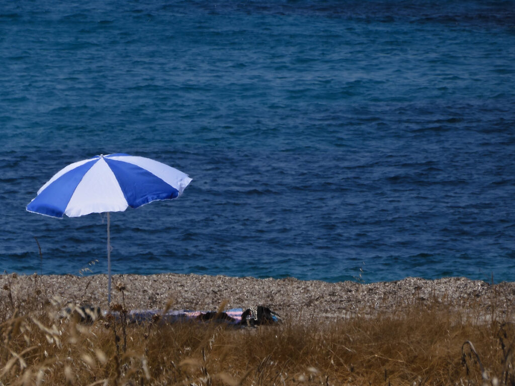 «Τουρισμός για Όλους»: Άνοιξε η πλατφόρμα στο vouchers.gov.gr – Ποια ΑΦΜ κάνουν αίτηση σήμερα