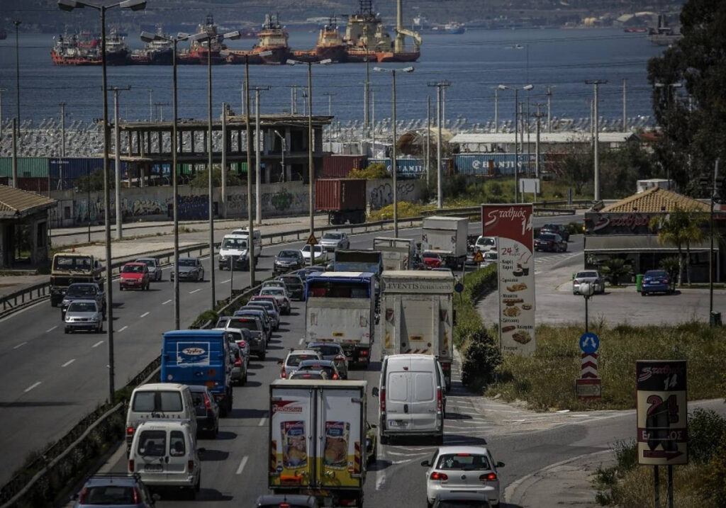 Εθνική Οδός τώρα: Καθυστερήσεις στην Αθηνών – Λαμίας λόγω τροχαίου