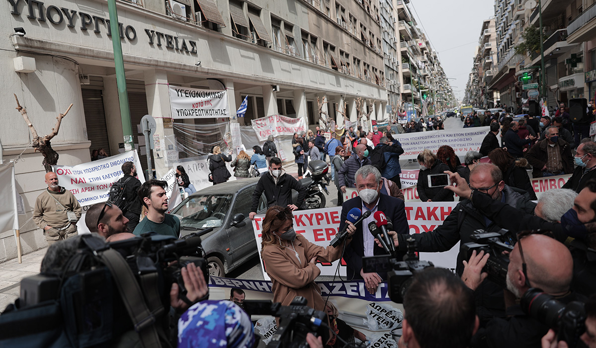 ΠΟΕΔΗΝ: 24ωρη απεργία την Τετάρτη στα νοσοκομεία της Περιφέρειας και 7ωρη στάση εργασίας στην Αττική