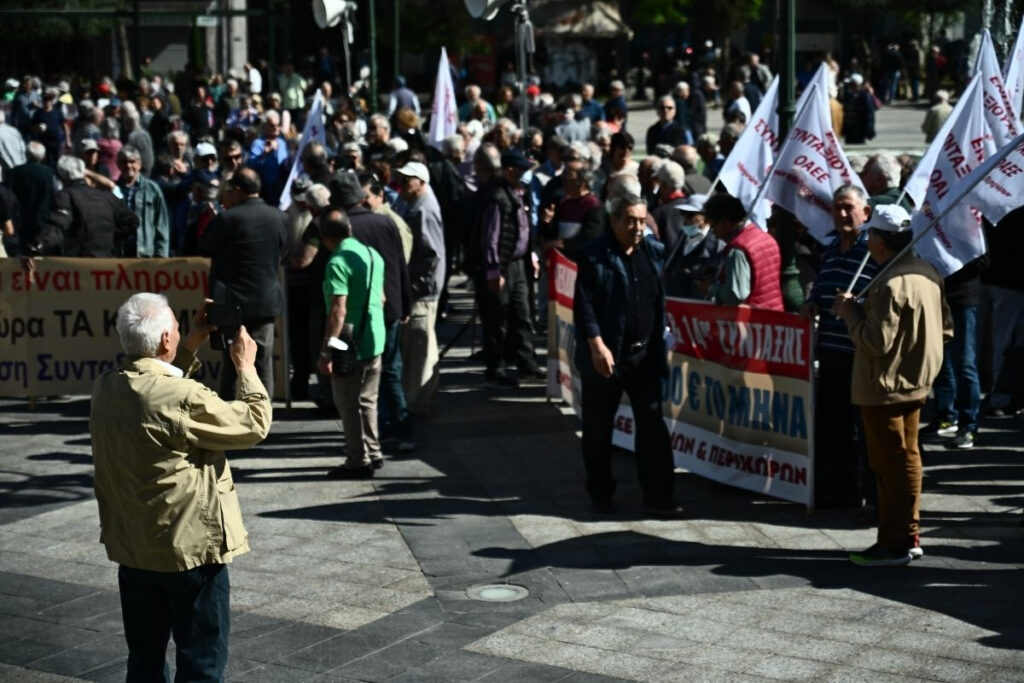 Ασφαλιστικό: Δέκα καυτά ερωτήματα μετά τα εκλογικά αποτελέσματα