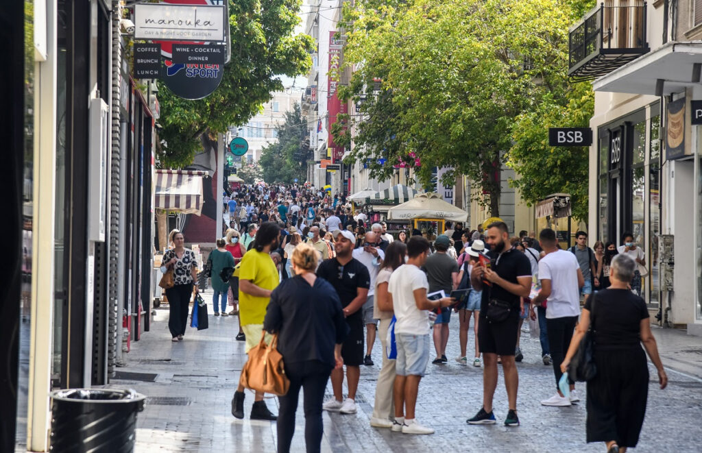 Νέα προειδοποίηση: Το 5ο κύμα της πανδημίας θα «χτυπήσει» τον Οκτώβριο