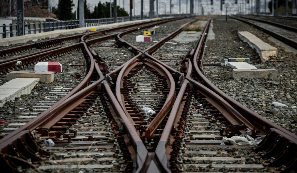 Hellenic Train: Τέλος τα δρομολόγια Θεσσαλονίκη – Λάρισα, υπερχείλισε ο Πηνειός