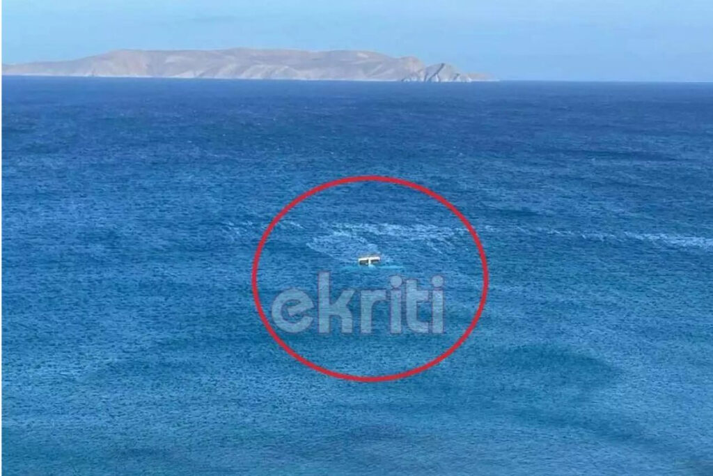 Τραγωδία στο Ηράκλειο: Ένας νεκρός από πτώση αεροσκάφους – Καρέ – καρέ οι έρευνες στη θάλασσα