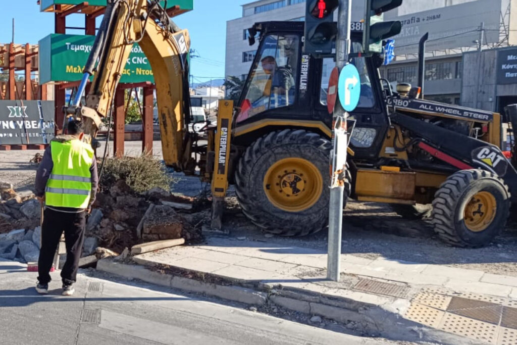 Ξεκίνησε βελτιωτική παρέμβαση σε ένα από τα πιο ζόρικα φανάρια στην Αττική – Τι περιλαμβάνει