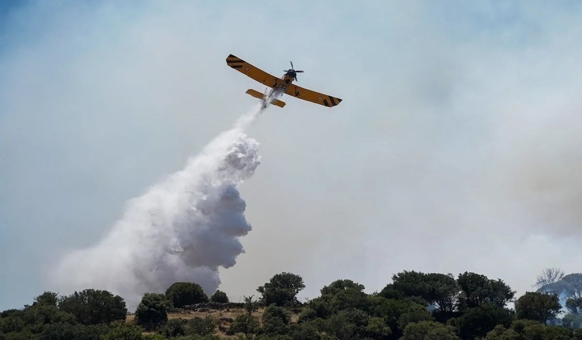 Φωτιά τώρα στην Αχαΐα – Στη μάχη 50 πυροσβέστες