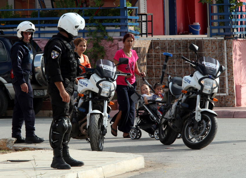 Πάτησαν Ρομά με το αυτοκίνητο για να τον σκοτώσουν