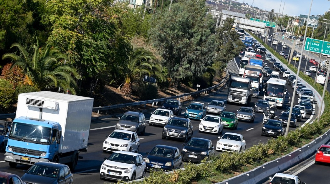 Κίνηση τώρα στον Κηφισό: Καραμπόλα επτά οχημάτων