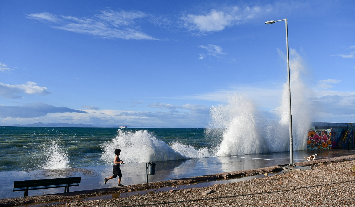 Προειδοποίηση Meteo για Αιγαίο και Κυκλάδες – Οι περιοχές με μποφόρ και ριπές έως 90 χλμ/ώρα