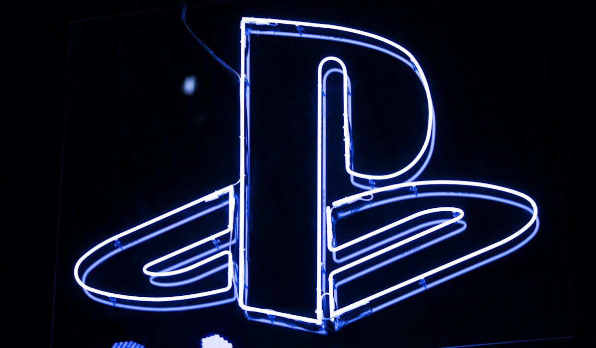 Sony: Απολύει 900 εργαζόμενους στο PlayStation – Κλείνει το θρυλικό στούντιο του Λονδίνου