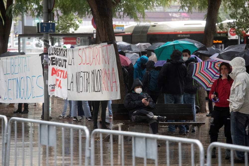 Ισπανία: Συνεχίζονται οι κινητοποιήσεις υπέρ του φυλακισμένου ράπερ Πάμπλο Χασέλ