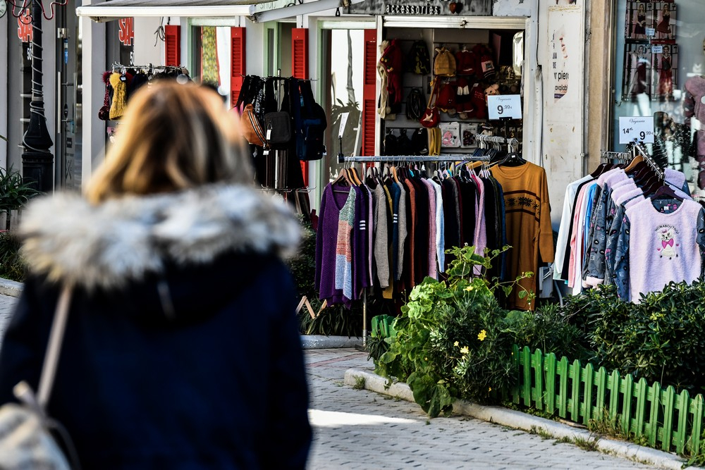 Συναγερμός για το αποτύπωμα της πανδημίας στην οικονομία και τις φορολογικές δηλώσεις 2021