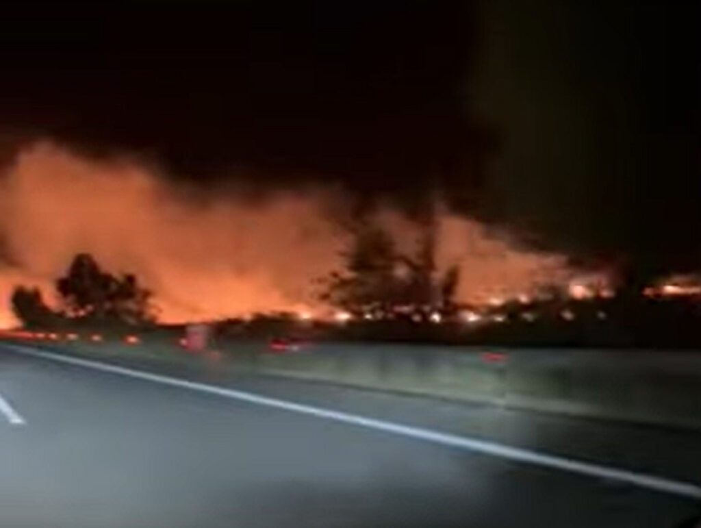 Φωτιά στην Ξάνθη: Κοντά στην Εγνατία Οδό και σε σπίτια η πυρκαγιά