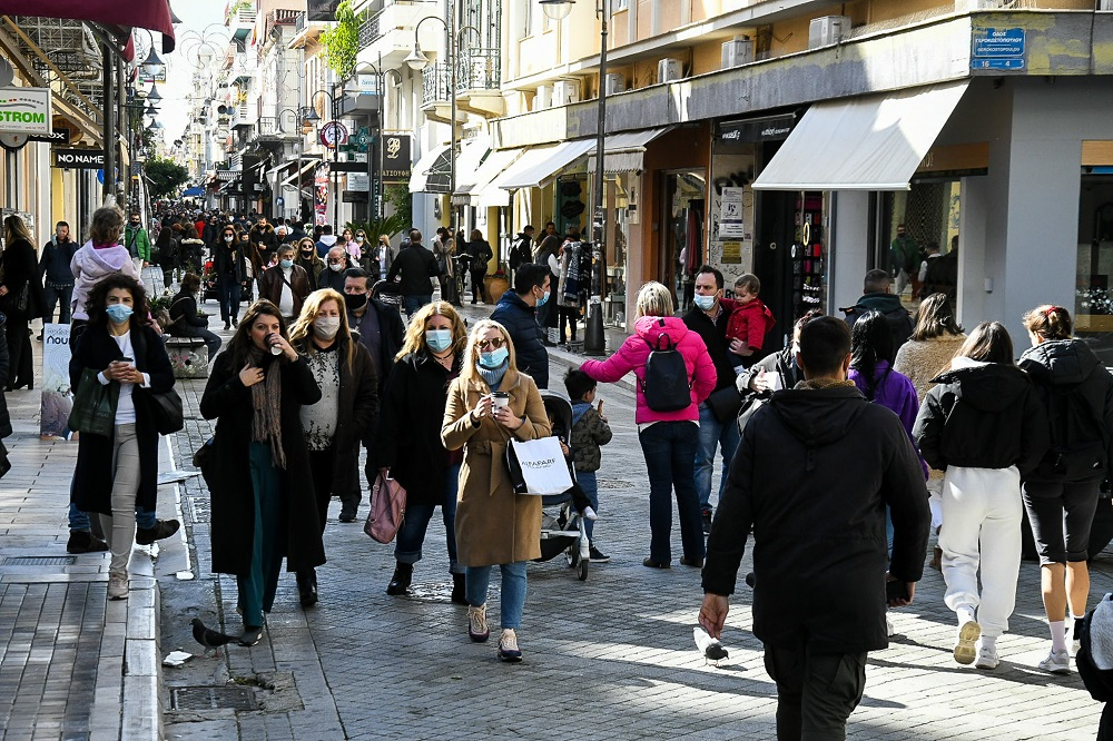 Πάτρα: «Πολύ μεγάλος αριθμός ενεργών κρουσμάτων κορονοϊού»