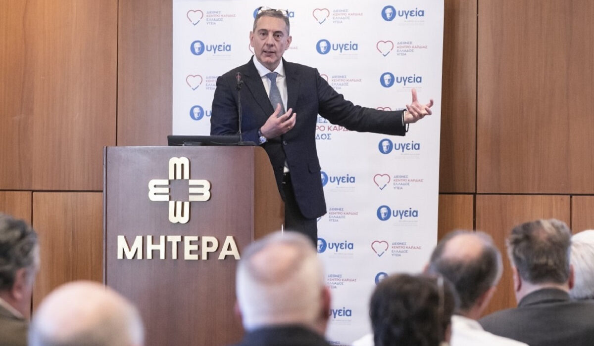Ο διεθνούς φήμης καθηγητής καρδιοχειρουργικής Θεόδωρος Κωφίδης στο ΥΓΕΙΑ