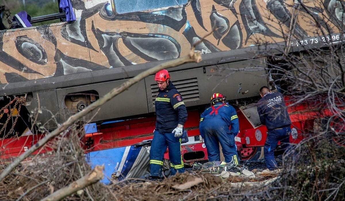 Τέμπη: Ποιο το νομικό αποτέλεσμα από τις 1,2 εκατ. υπογραφές στο διαδικτυακό ψήφισμα